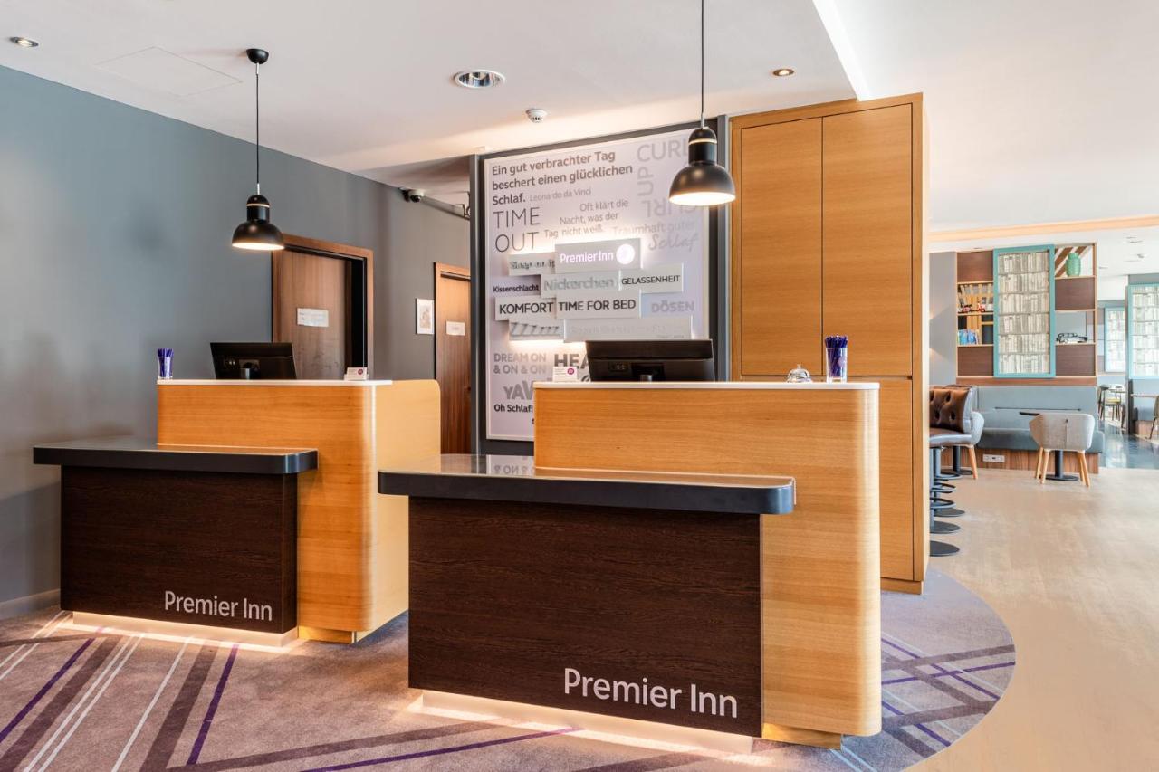 Premier Inn Stuttgart Airport Лайнфельден-Эхтердинген Экстерьер фото