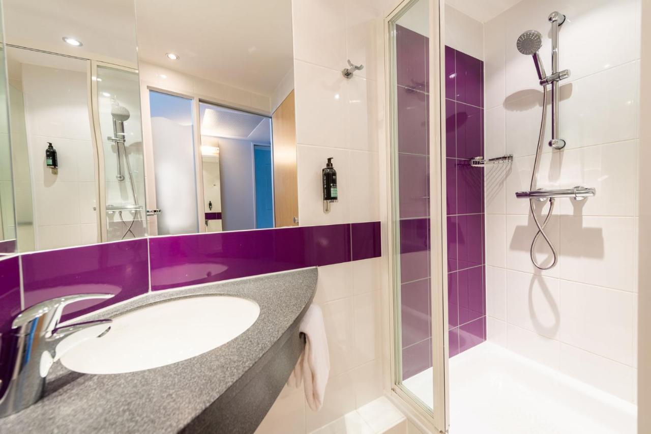 Premier Inn Stuttgart Airport Лайнфельден-Эхтердинген Экстерьер фото